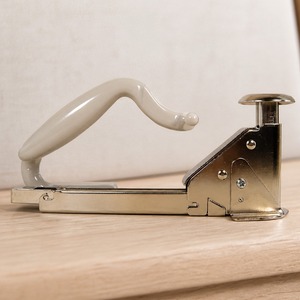 [YOU-ONE Befestigungssysteme] Handhefter mit massiven Stahlseitenflügeln, einfacher Auslösung, Bates L19 Typ - Product Image 5