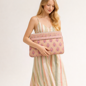 กระเป๋าใส่แล็ปท็อปผ้าฝ้ายลายควิลท์สุดหรู ซิปปิด น้ำหนักเบา บุหนานุ่ม ทำมือโดยช่างฝีมือจากเมืองชัยปุระ ลายพิมพ์บล็อก เป็นมิตรต่อสิ่งแวดล้อม ซักเครื่องได้ ใช้ได้ทุกวัน - Product Image 5