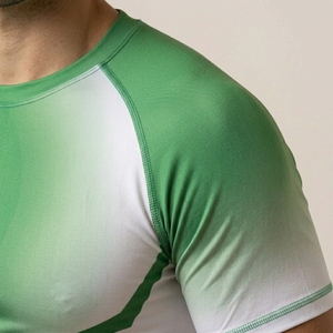 Ropa de Entrenamiento de Compresión para Hombre, Camiseta Deportiva Personalizada de Manga Corta para Gimnasio y Fitness - Product Image 4