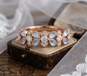 Anillo de media eternidad al por mayor con piedra de nacimiento, de acero inoxidable, con gema de circonita rectangular colorida, chapado en oro de 18k, para mujer - Product Image 1