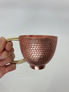 Taza de cobre de diseño minimalista, taza simple de cobre puro para beber agua desintoxicante con limón o menta y uso ayurvédico. - Product Image 6