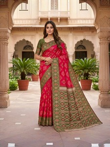 Sari en soie pour femmes, tenue de mariage indienne traditionnelle, style Banarasi, tissu crêpe, tenue de mariage festive pour femmes - Product Image 4