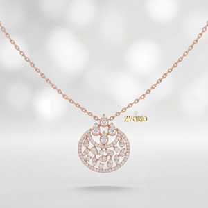 Colgante de Plata de Ley con Diamante Cultivado en Laboratorio en Forma de Pera, Diseño Elegante, Sostenible y de Lujo para Compromiso, Boda o Fiesta - Product Image 3