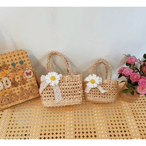 Bolso de Mano de Seagrass Tejido a Mano de Primera Calidad con Decoración Bordada, Bolso Tote Natural para Mujer, Tamaño y Diseño Personalizados - Product Image 2
