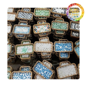 Plateau de service en rotin écologique avec incrustation de nacre |   Plateau et panier en rotin faits à la main, design décoratif et fonctionnel - Product Image 2