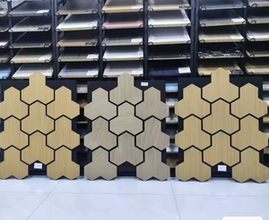 Panneaux muraux hexagonaux décoratifs de luxe en bois massif MDF insonorisés à suspendre pour la maison, le bureau, la chambre, les hôtels, les villas, les meubles - Product Image 4