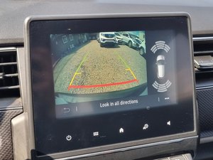 SUV d'occasion XM3 Arkana 2021 blanc, 4 portes, crossover, essence, véhicule d'occasion, voiture coréenne d'occasion - Product Image 4