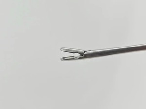 Takahashi Rongeur Ethmoid Forceps 18cm avec manche de 11cm, lames ovales pour l'élimination des polypes nasaux, de la muqueuse et des os fins en chirurgie nasale - Product Image 2