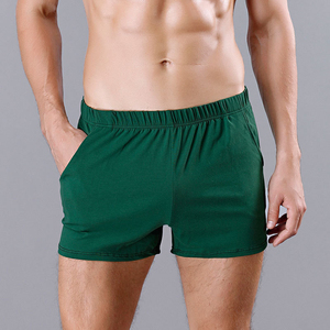 Shorts de course pour hommes avec logo personnalisé, légers et performants, pour l'entraînement, les clubs sportifs et les modes de vie actifs. - Product Image 4