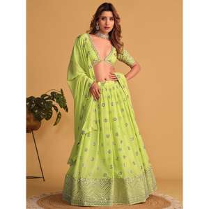Lehenga choli ผ้าจอร์เจียปักสีเขียวมะนาวแบบดั้งเดิม - Product Image 4