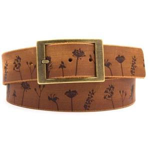 Cinturón de Cuero Genuino Estilo Retro con Hebilla Metálica, Diseños Personalizables OEM ODM y Cinturones Vintage Duraderos Hechos a Mano para Hombre - Product Image 5