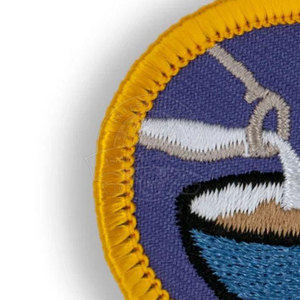 Badges brodés sur mesure en gros – Qualité supérieure, écologiques et durables pour la vente en ligne – Couleurs et logos personnalisables - Product Image 2