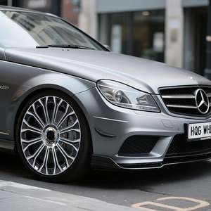 Rueda de Aleación para Automóvil de Pasajeros de Uso Diario, Diseñada para Brindar Comodidad y Seguridad, Disponible a un Precio Accesible, Procedente de EE. UU. - Product Image 5