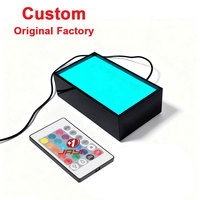 Présentoir LED personnalisé en usine avec base éclairée, vitrine portable en acrylique scellée pour boîte de boosters Pokémon, avec LED et piédestal noir