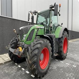 Tractor Fendt 714 Vario para una potencia y control de tracción excepcionales, diseñado para facilitar el arado, la siembra y la cosecha. - Product Image 5