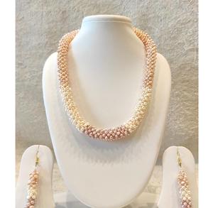 ชุดเครื่องประดับมุกสวยงามประดับเพชร CZ เกรดพรีเมียมเคลือบเงินอย่างดี พร้อมต่างหู สำหรับงานแต่งงาน - Product Image 2