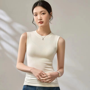 Vente en gros de gilets en lyocell et laine pour femmes - Débardeur sans manches ajusté de qualité supérieure pour un port polyvalent en superposition - Product Image 6