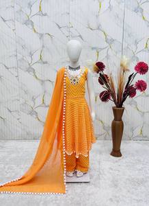 Nouvelle Collection TENNECY – Magnifique Ensemble Robe de Soirée pour Filles en Georgette Imprimée Numérique avec Broderie Fil et Miroir Véritable, et Duptta Assortie - Product Image 3