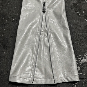 Fabricant de jeans personnalisés : Nouveaux jeans en denim pour hommes, coupe droite, style vintage américain, effet délavé et vieilli, style urbain, vente en gros - Product Image 5