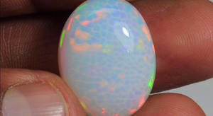 23.90 ct Ópalo Etíope en forma de panal, Gema suelta ovalada - Gemas de ópalo cabujón con efecto piel de serpiente - Piedra natural lisa con juego de fuego - Product Image 3