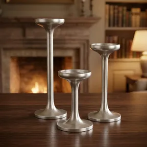 Supports à bougies modernes en aluminium, élégants bougeoirs en métal, chandeliers décoratifs hauts, centre de table fait main, décoration intérieure - Product Image 6
