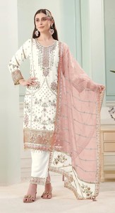 Ensemble Salwar indien ethnique 3 pièces semi-couture pour femme Fox Georgette, broderie et travail de sequins, tenue de soirée, coupe classique - Product Image 2