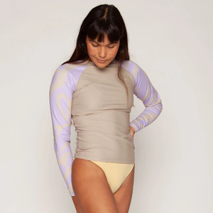 เสื้อแรชการ์ดสำหรับผู้หญิง แห้งเร็ว ป้องกันแสงแดด ระบายอากาศได้ดี - Product Image 2