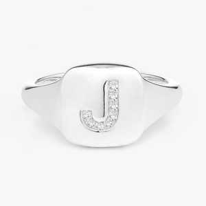 Anillos de Dedo Único Personalizados con Iniciales, Oro Sólido de 14k y 18k, con Diamantes de Laboratorio de Corte Redondo Pavé, Anillos de Diseño Abombado y Voluminoso - Product Image 3