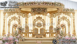 Mandap de madera de moda para bodas gujaratis, mandap grande personalizado con tallado de pavo real, mandap de madera para bodas indias, mandap con pilares de madera, Reino Unido - Product Image 4
