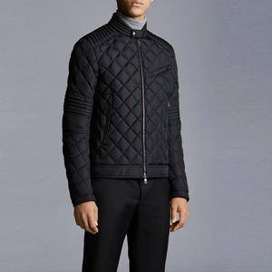 Chaquetas Acolchadas Personalizadas para Hombre con Mangas Largas, Cuello Alto, Logotipo Frontal, Impermeables y Resistentes al Viento - Product Image 3