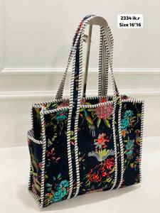Sac fourre-tout à bandoulière en coton matelassé floral de style mode de haute qualité pour femmes, avec fermeture éclair, grande capacité, idéal pour le shopping - Product Image 2
