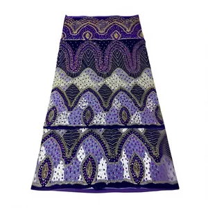 Elegante Vestido Africano Azul con Bordado Floral y Detalles de Pedrería - Product Image 2