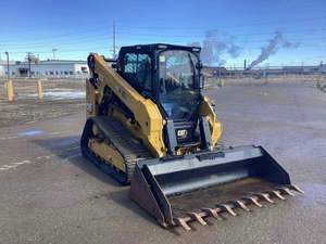 Chargeuse compacte sur chenilles CAT 265 d'occasion, modèle 2022, avec godet frontal pour travaux de construction et agricoles - Product Image 2