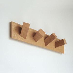 Gancho minimalista para montaje en pared con riel para colgar - Product Image 5