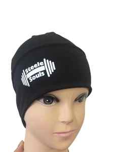 Gorro de Invierno al por Mayor con Forro de Satén de Seda Jacquard, Gorro Liso con Diseño Elegante y Detalles en Tela - Product Image 4