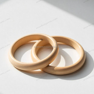 Brazalete de Madera Rústico Hecho a Mano Ecológico para Mujer, Textura Natural, Acabado Liso, Ligero, Cómodo, Personalizable, a la Moda - Product Image 6