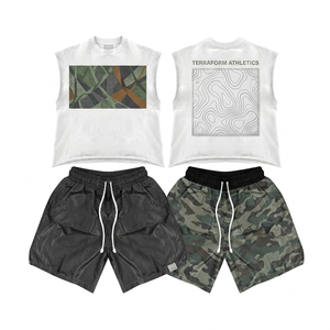 Ensemble assorti de vêtements pour homme : débardeur graphique Cyber Techwear personnalisé et short de sport en mesh à rayures latérales - Product Image 3