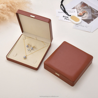 Boîtes de rangement en cuir pour bijoux en gros, grand format, avec logo personnalisé, haute qualité, pour colliers, boucles d'oreilles, bagues, pendentifs et bracelets