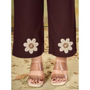 ชุดเซ็ตผ้าเรยอนปักลายสำหรับผู้หญิง - Product Image 1