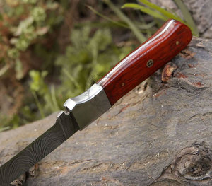 Cuchillo de Filetear de Acero de Damasco Hecho a Mano NEW FRIENDS INDUSTRIES, Hoja de 5.5 Pulgadas, Mango de Madera Pakka Ambidextro, Cuchillo de Cocina - Product Image 4