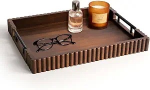 Bandeja de Servir Decorativa de Madera con Asa, Apta para Microondas, Diseño Contemporáneo Multifuncional para Decoración del Hogar - Plato de Madera Rústica - Product Image 5