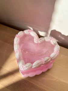 Caja de Resina Decorativa Hecha a Mano para Joyas, Organizador de Almacenamiento de Joyas, Pequeño Contenedor de Regalo de Resina Personalizado - Product Image 4