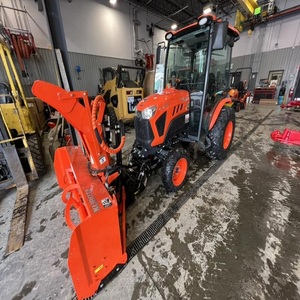 Tracteur Kubota avec souffleuse à neige : équipement hivernal puissant pour un déneigement efficace et des performances saisonnières fiables - Product Image 5