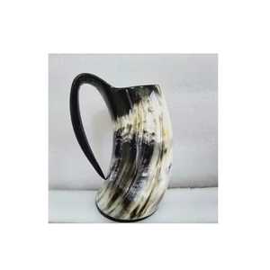 Mug en corne de buffle artisanal Brady Schuller, forme naturelle, poli, sûr pour les aliments, durable, objet d'art de collection - Product Image 4