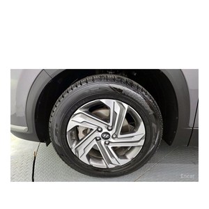 Para Hyundai Santa Fe Diésel 2.2 4WD Modelo Abril 2022 con 79,207 km, Volante a la Izquierda, Emisión Euro V, Asientos de Cuero, Cámara Trasera - Product Image 5