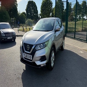 QASHQAI 2019 d'occasion en excellent état, intérieur noir, traction avant - Product Image 1