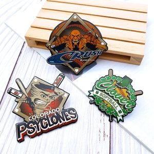 Insignia de metal con estampado de pin de solapa personalizado a la moda - Product Image 3