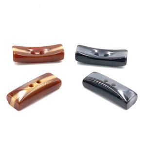 Boutons de vêtements modernes faits à la main, écologiques, en corne, à deux trous, personnalisés - Product Image 3