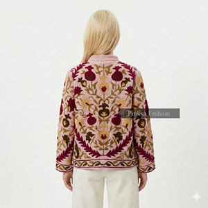 Veste artisanale de luxe brodée Suzani - Motif floral élégant Grenade - Manteau affirmé pour femme, héritage culturel - Product Image 6