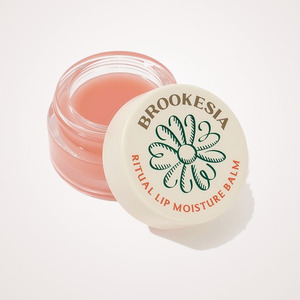 Bálsamo labial con logo, bálsamo labial coreano K-Beauty Brukesia Ritual Moisture, hecho en Corea, tamaño regular, tubo negro - Product Image 2